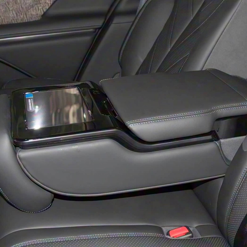 The 2023 Model Of The U8 Luxury Edition From YOYO best